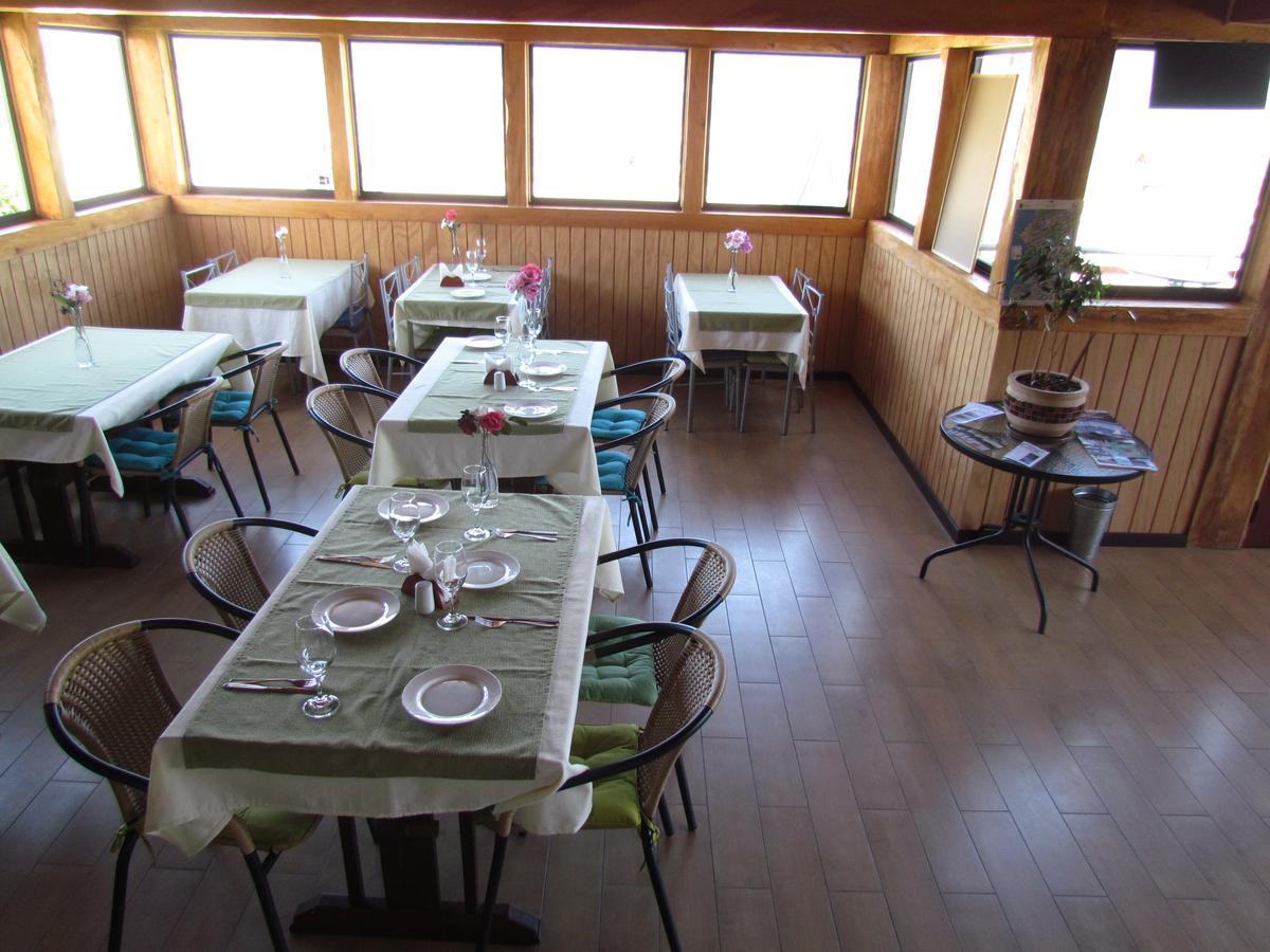 Hosteria Antupiren Hornopiren Exterior photo